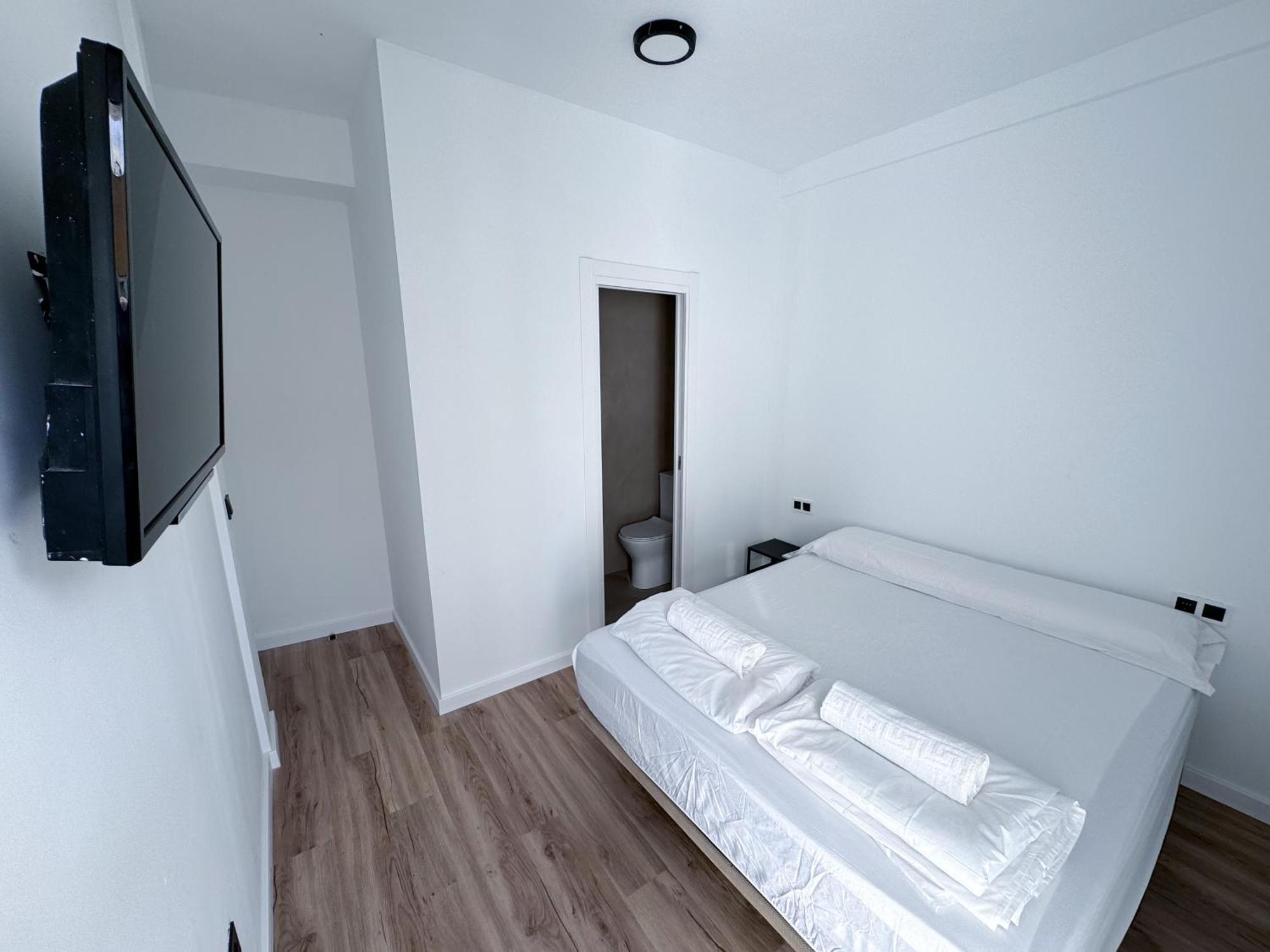 Muede Hostel Torremolinos Extérieur photo